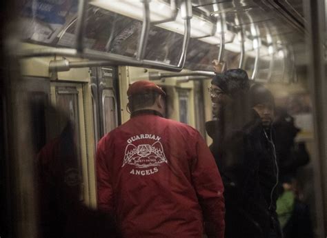 Guardian Angels Back On Watch In Nyc Subways Photos Image 91 Abc News