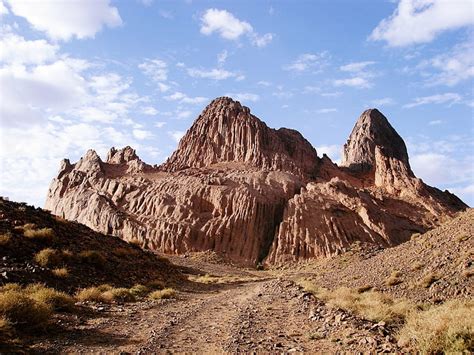 Terre Désert Afrique Algérie Montagnes du Hoggar Paysage Sahara