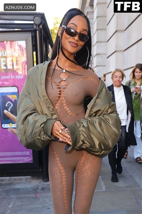 Jourdan Dunn Sexy Seen Flashing Her Nude Tits Wearing A See Through