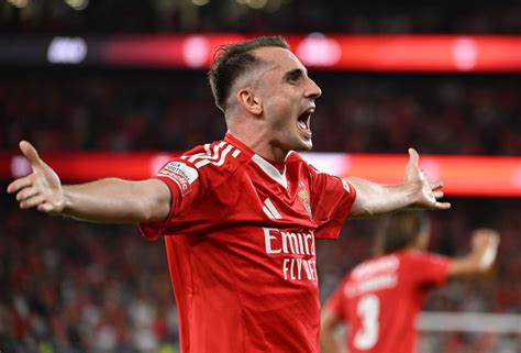 Bayern M Nih Benfica Ma Nda Kerem Akt Rko Lu Ilk De G Saray