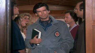 Watch Remington Steele Season 1 Episode 9 - In the Steele of the Night Online Now