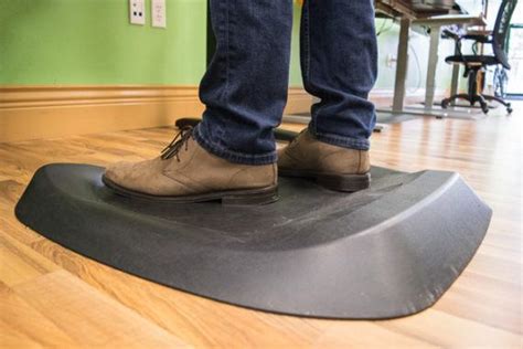 The Best Standing Desk Mats | Reviews by Wirecutter