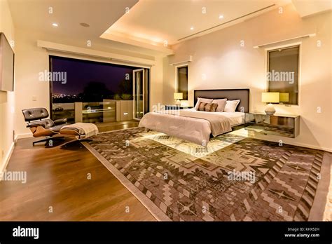 Inside Million Dollar Homes Master Bedroom