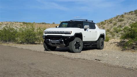 First Drive Review 2022 Gmc Hummer Ev Shows How Electric Off Roading Can Be