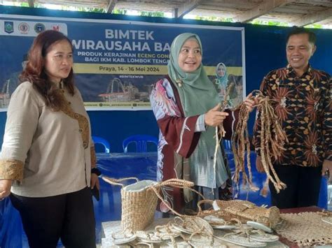 Latih Puluhan Ikm Di Lombok Tengah Sulap Eceng Gondok Jadi Aneka Kerajinan