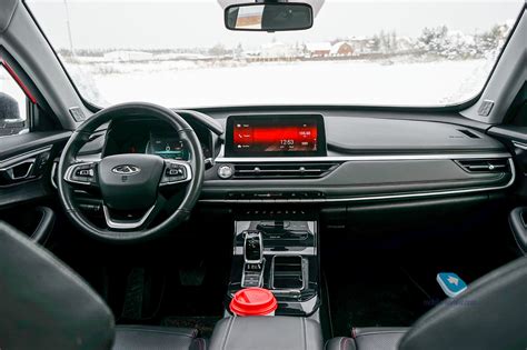 Mobile-review.com Тест Chery Tiggo 7 Pro. Китайский городовой