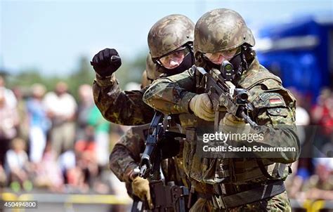 German Special Forces Demonstrate Their Skills Photos and Premium High ...