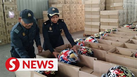 Fake Arai Helmets Worth Over Rm Seized In Penang Raid Video