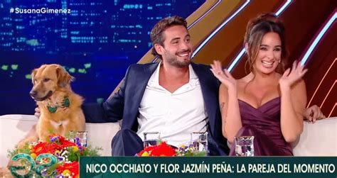 Nico Occhiato y Flor Jazmín Peña en el living de Susana de la