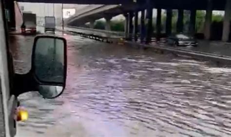 London Flooding Latest Biblical Flash Floods Ravage Capital After Euro