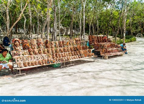 Chichen Itza Mexico Feb 26 2016 Souvenir Stall At The