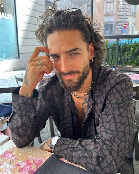 Pin By Gabriela Servo On Maluma Long Hair Styles Men Hair And