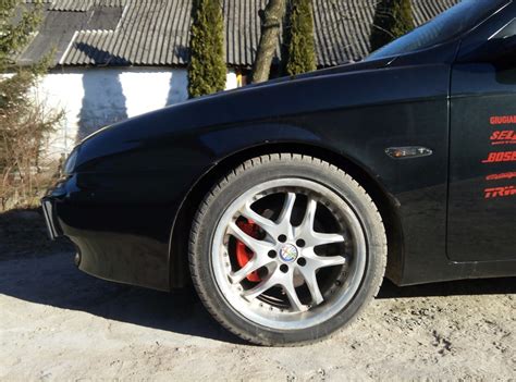 Красные суппорта — Alfa Romeo 156, 2 л, 2001 года | тюнинг | DRIVE2