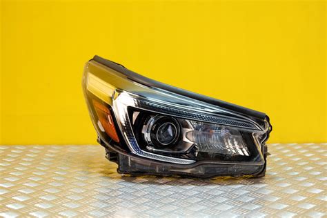 Subaru Forester Reflektor Lampa Full Led Usa Fores Ledusar Za