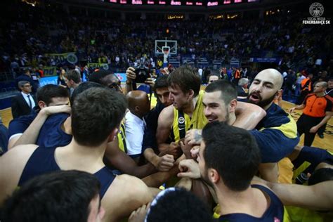 Fenerbah E Erkek Basketbol Tak M Uluda S Zl K Galeri