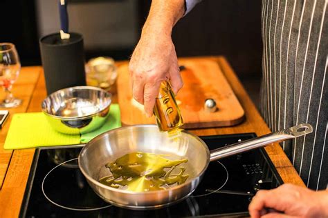 Cooking With Extra Virgin Olive Oil: Good or Bad? | Nutrition Advance