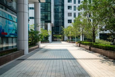 Entorno verde de edificios de oficinas en el parque científico y