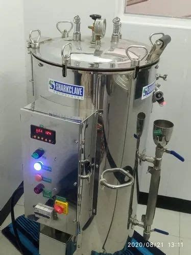 Vertical Fully Automatic With Dry Systems Autoclave At Rs