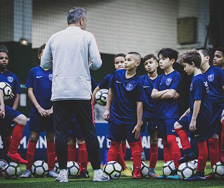 Psg Academy Marne La Vall E Cole De Foot Et Soccer Pour Les Enfants