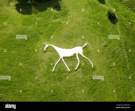 Pewsey downs white horse hi-res stock photography and images - Alamy