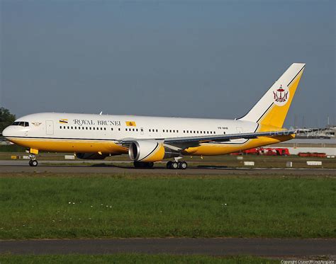 Royal Brunei Airlines Boeing 767 27G ER V8 MHB Photo 486580