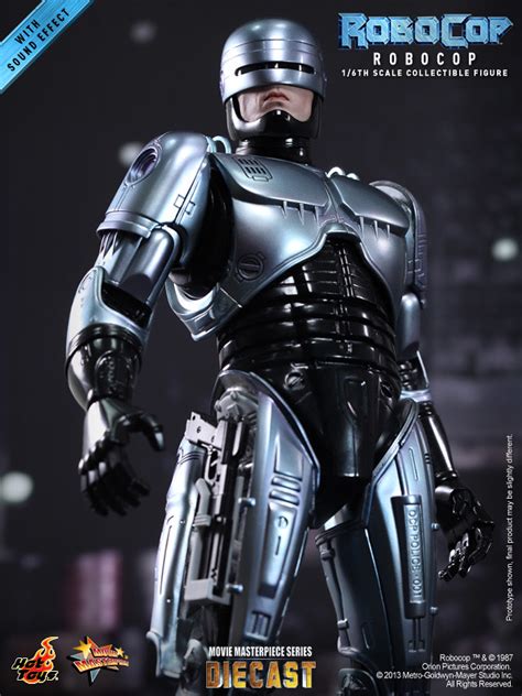 Hot Toys MMS202D04 1 6比例 機器戰警