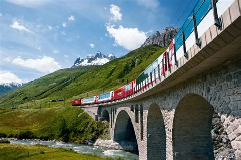 Horarios Trenes Suizos Puntualidad Y Eficiencia Ife