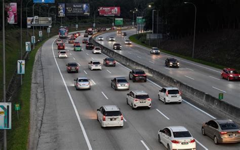 Trafik Masih Perlahan Di Lebuh Raya Utama Hot FM