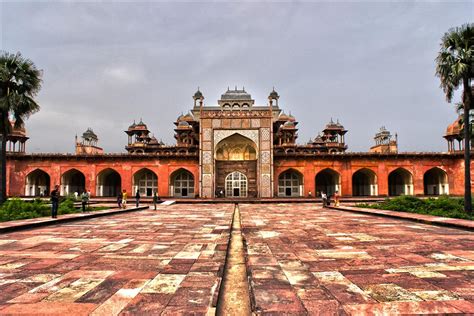 Tomb of Akbar the Great | tishineh tourism