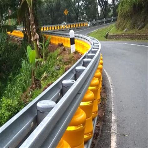 Safety Roller Barrier Facility Safety Roller Crash Barrier System Buy