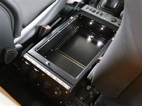 Cubby Box Professional Land Rover Defender 002 Entreq