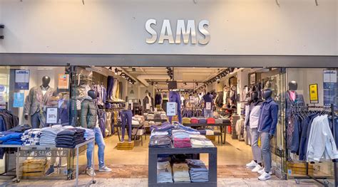 Sams i Roskilde - Køb nyt til din garderobe i dag