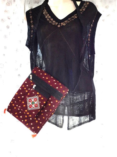 Maroon or Burgundy Indian handmade iPad case. Arty Bandhini Urban Hand