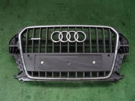 ATRAPA CHŁODNICY GRILL AUDI Q3 LIFT 8U0853653 8U0853653 za 199 zł z