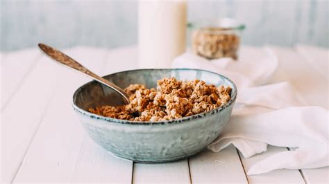 Cómo hacer granola casera sin azúcar una receta barata y fácil para