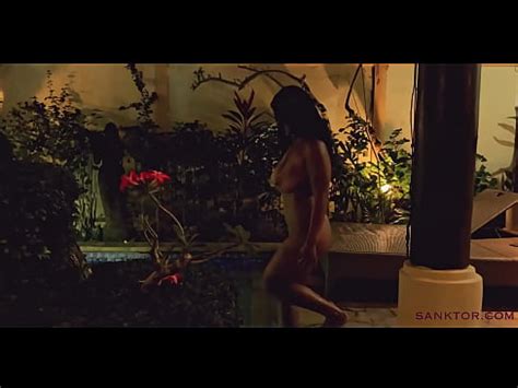 SANKTOR BRUNETTE WITH THE HUGE NATURAL TITS MASTURBATES XVIDEOS