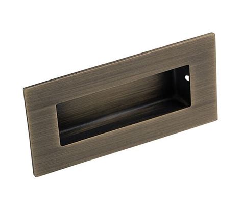 eurospec steelworx retangular flush pull mm  mm antique brass