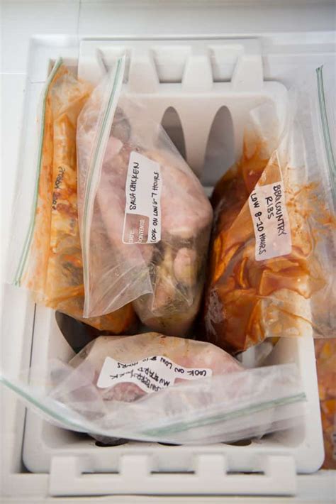 12 Make-Ahead Slow Cooker Freezer Meals | HelloNatural.co