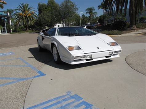 Lamborghini Countach Quattrovalvole Coupe Door L