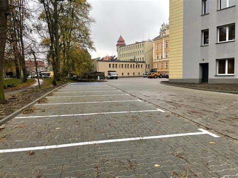 Parking przy Urzędzie Gminy w Kluczborku ponownie dostępny Radio Doxa