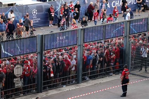 Incidents au Stade de France les images de vidéosurveillance ont été