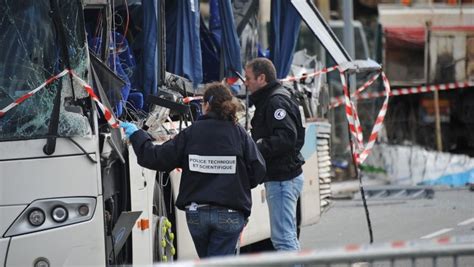 Drame De Rochefort Le Chauffeur Du Camion Mis En Examen Petitbleu Fr