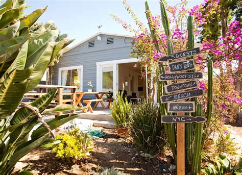 24 Beach Cottage Garden Ideas For This Year | SharonSable