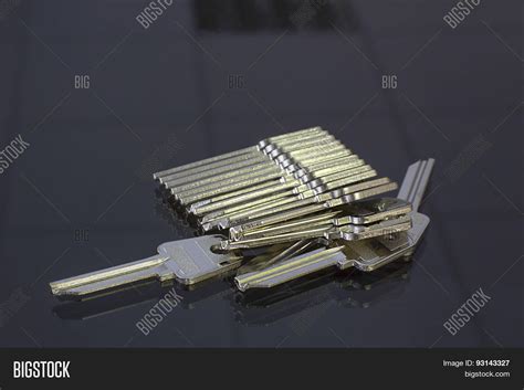 Blank Keys Cutting Image & Photo (Free Trial) | Bigstock