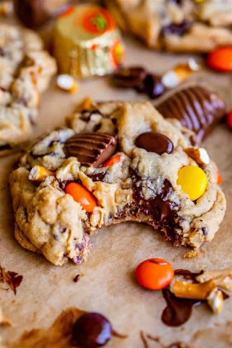 Gourmet Cookies Cookie Desserts Yummy Cookies Just Desserts Yummy Treats Cookie Recipes