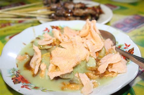 Memoar Menjelajah Kuliner Kota Tegal Telusuri