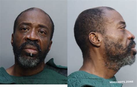 WHITE VINCENT 12 21 2022 Miami Dade County Mugshots Zone