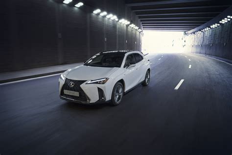 LEXUS UX HATCHBACK 250h 2 0 5dr CVT Premium Plus Sunroof Lease Deals