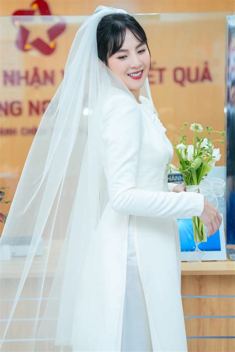 HOT MC Mai Ngọc xác nhận đăng ký kết hôn công khai những hình ảnh đầu tiên của chồng