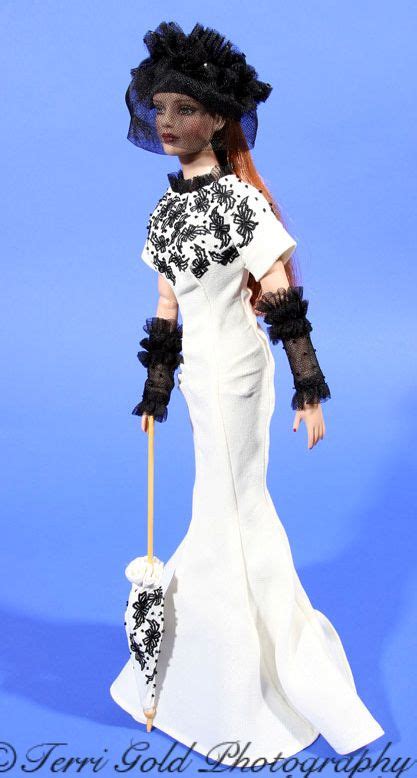 Collecting Fashion Dolls By Terri Gold Sales Tonner Doll Fashion Fashion Dolls Modern Fashion